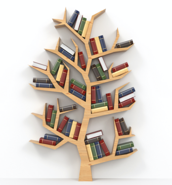 Holzregal in Baumform mit bunten Büchern - Qualifikationen und Berufsfelder von Michaela Didyk